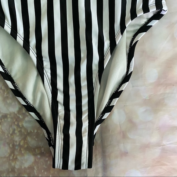 Striped Dot Print Puff Sleeve Tie Front One Piece Swimsuit Tabitha Brown NWT - Picture 15 of 16
